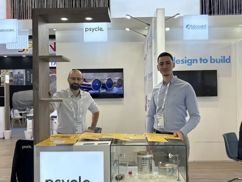 Baptiste AMATO-GAGNON et Meziane BOULAHYA (Psycle) au Gulfood Manufacturing à Dubaï